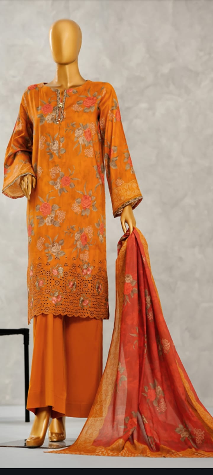 RTW I AASHKAAR I PRINTED EMBROIDERED LAWN I SUHAIMA COLLECTION I BOOKING LIVE