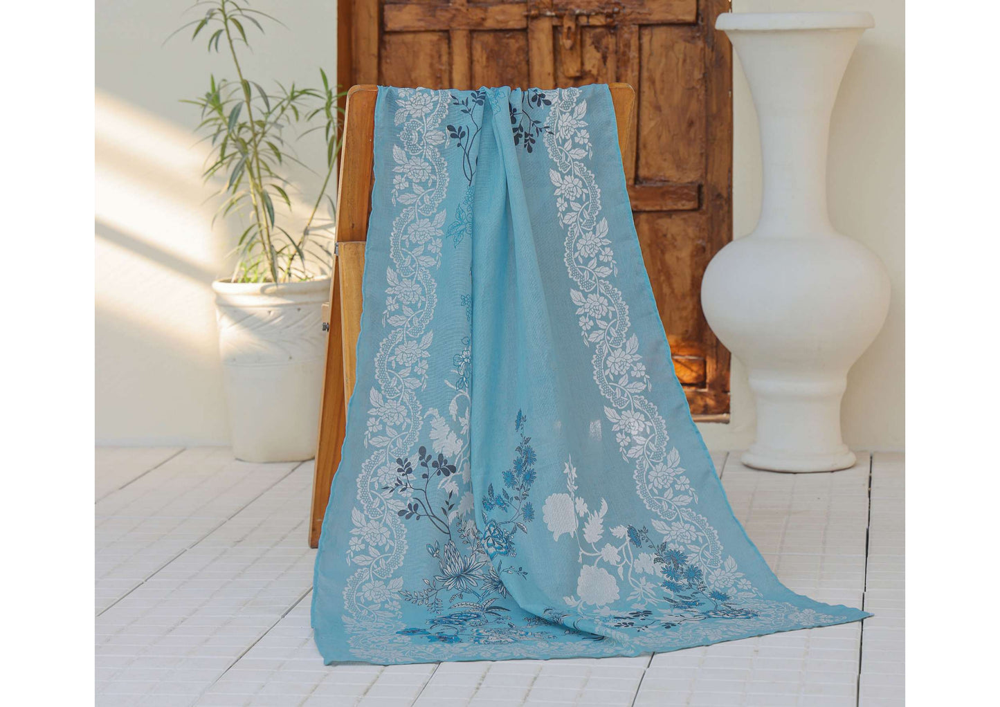 UNSTITCH KHADDAR EMBROIDERED CHIKANKARI with PASHMINA