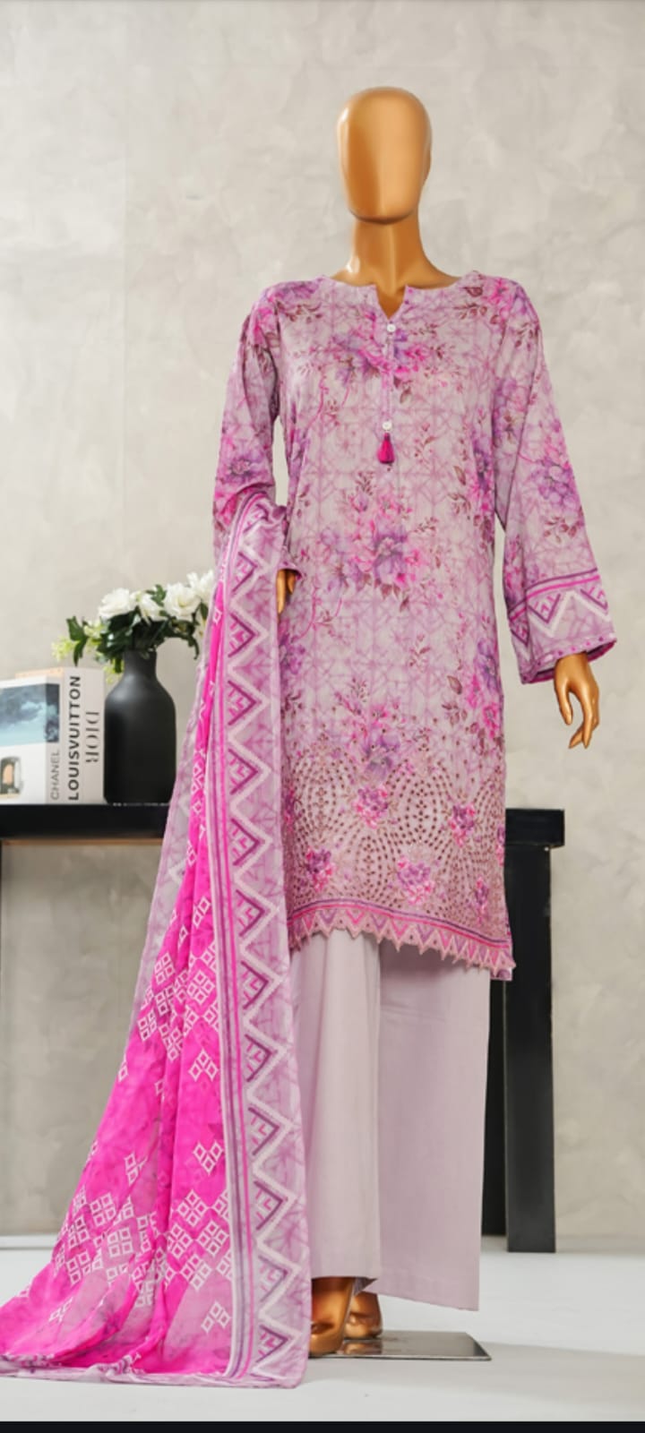 RTW I AASHKAAR I PRINTED EMBROIDERED LAWN I SUHAIMA COLLECTION I BOOKING LIVE